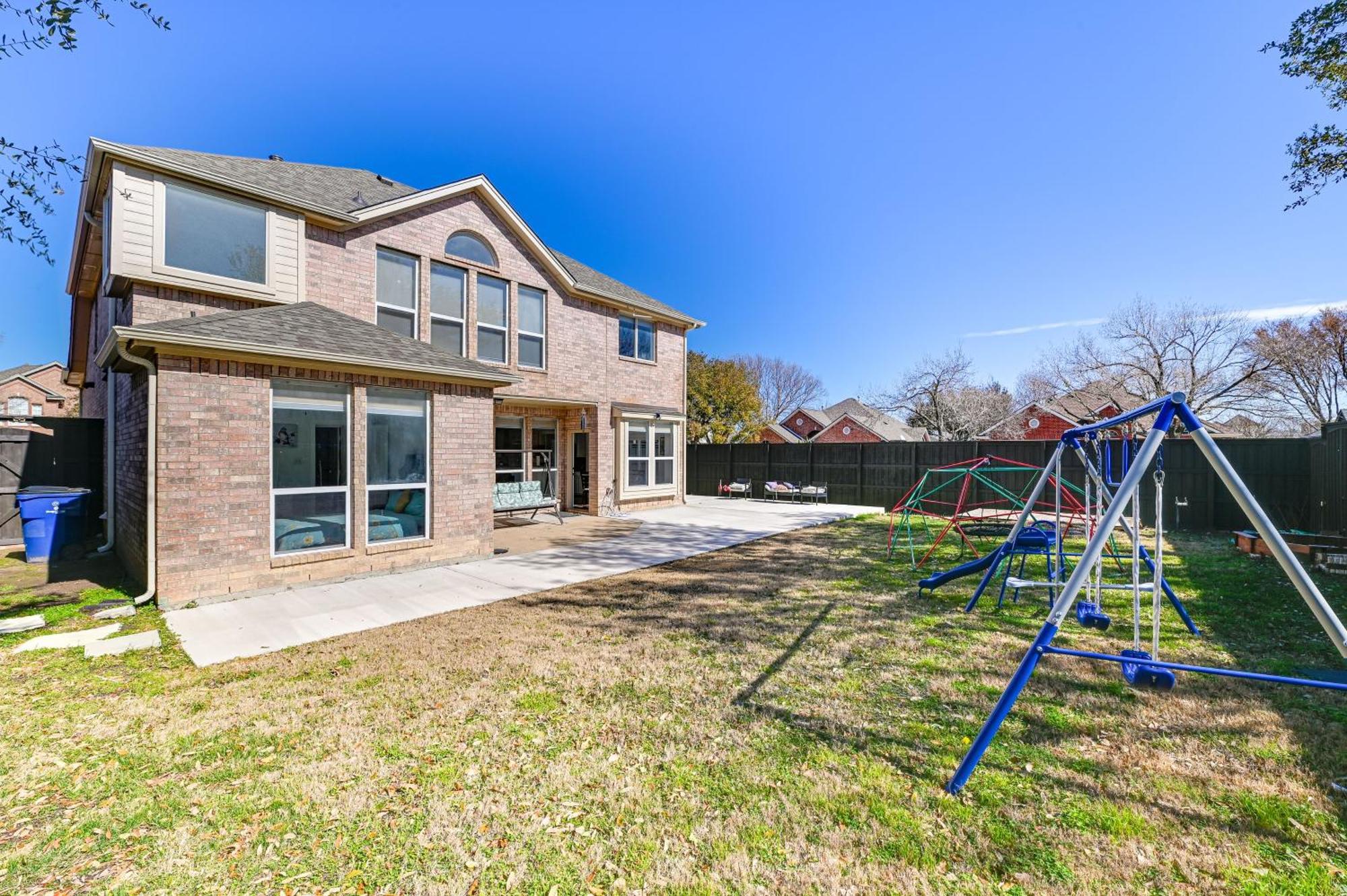 Spacious Frisco Family Home Fenced Yard And Office! Exterior photo