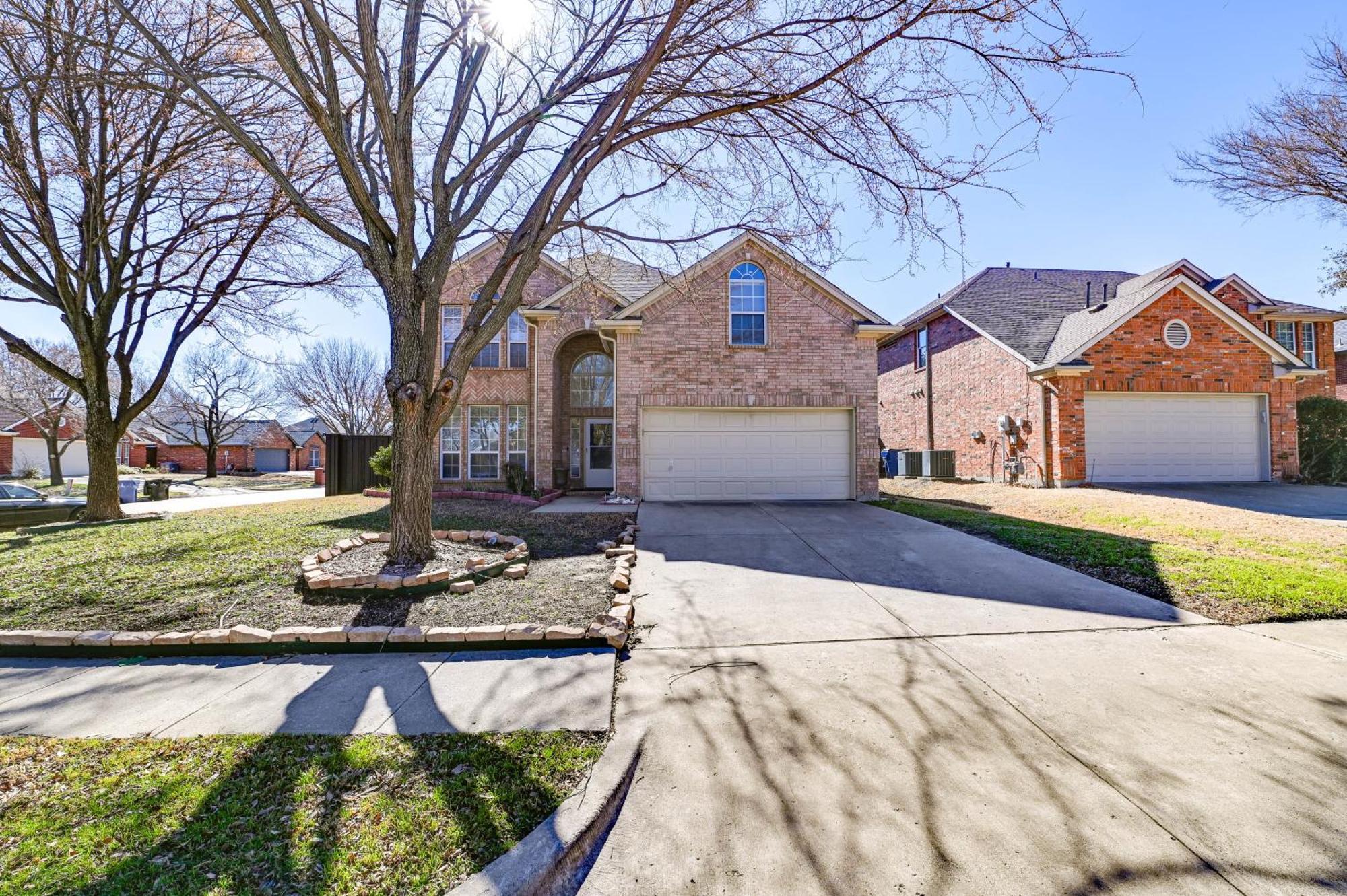 Spacious Frisco Family Home Fenced Yard And Office! Exterior photo